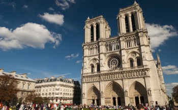 Cathédrale Notre-Dame location autocar lyon