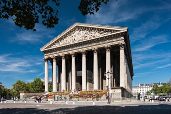 Eglise de la Madeleine (Paris) location d'un bus