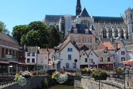 Location car avec chauffeur Amiens location car Amiens pas cher