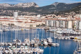 Location car avec chauffeur Toulon location car Toulon pas cher