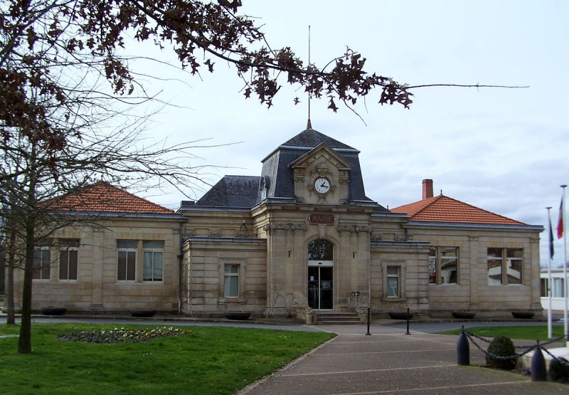 location bus avec chauffeur Ambarès-et-Lagrave Aquitaine