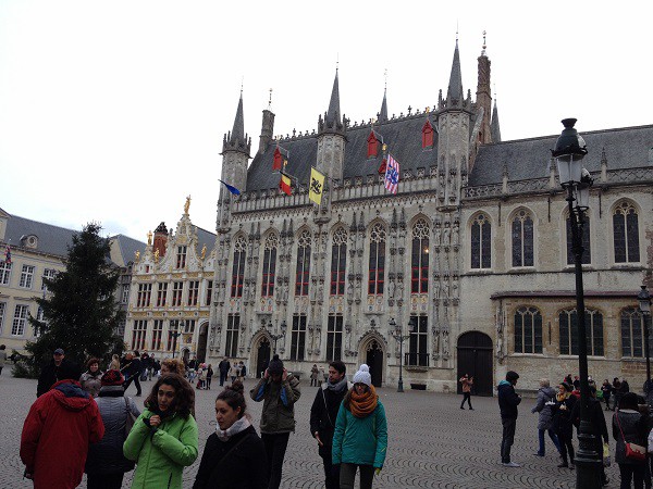 location bus avec chauffeur Bruges Aquitaine