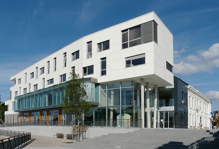 location minibus avec chauffeur Haubourdin Nord / Pas-de-Calais