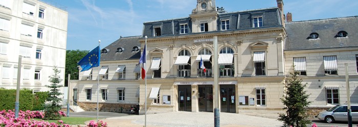 location minibus Orsay Ile de France